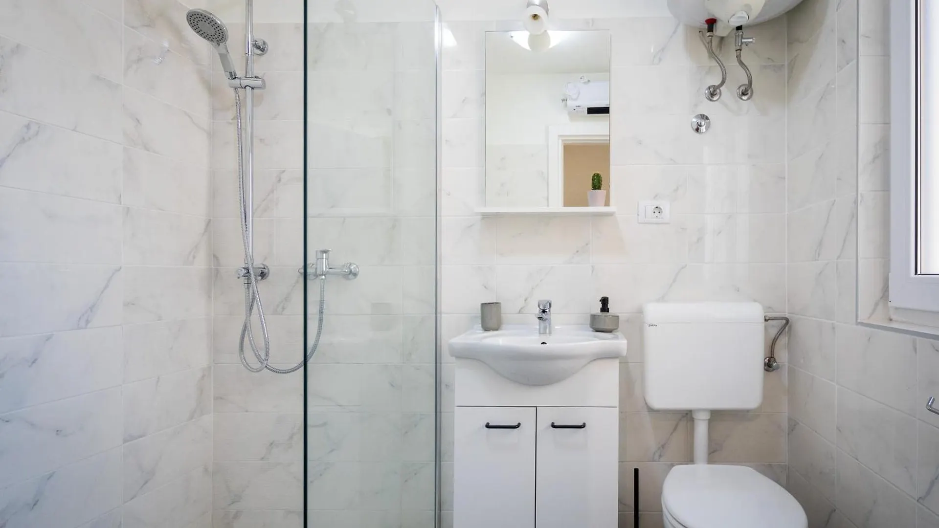 Cozy Room & Studio Kali Rovinj 0*,